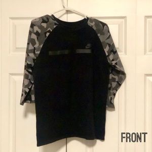 Nike tee with camouflage and 3/4 sleeve